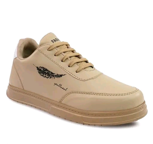 Trendy Streetwear Sneaker