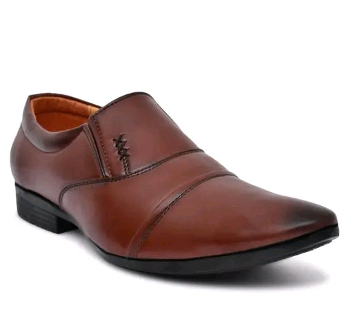 Pointed Toe Oxford Shoes – Classic Formal Wear for Indian Professionals
