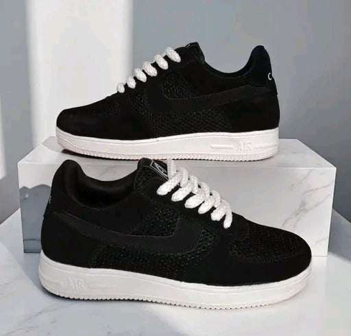 WestLayer Sneakers