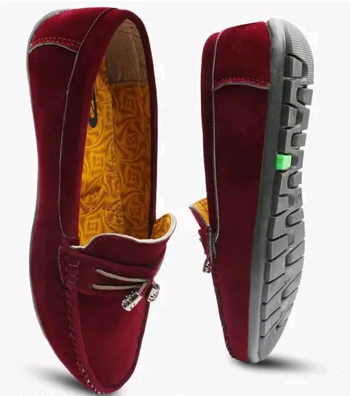 Croc-Pattern Leather Dress Shoes – Luxury Look, Affordable Price