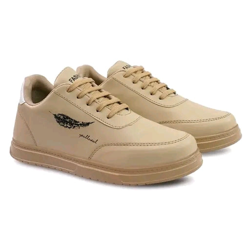 Trendy Streetwear Sneaker