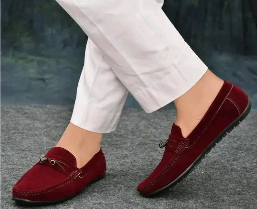 Croc-Pattern Leather Dress Shoes – Luxury Look, Affordable Price